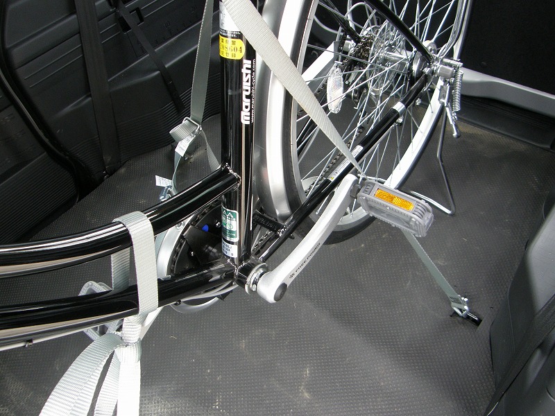 後ろのフックも固定に利用しました